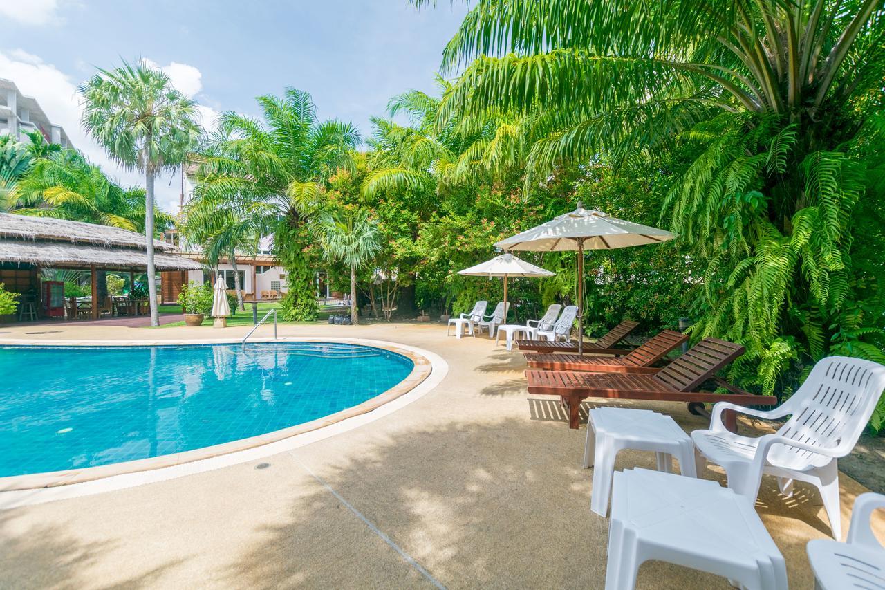 Chaba Kata Beach Hotel Exteriör bild