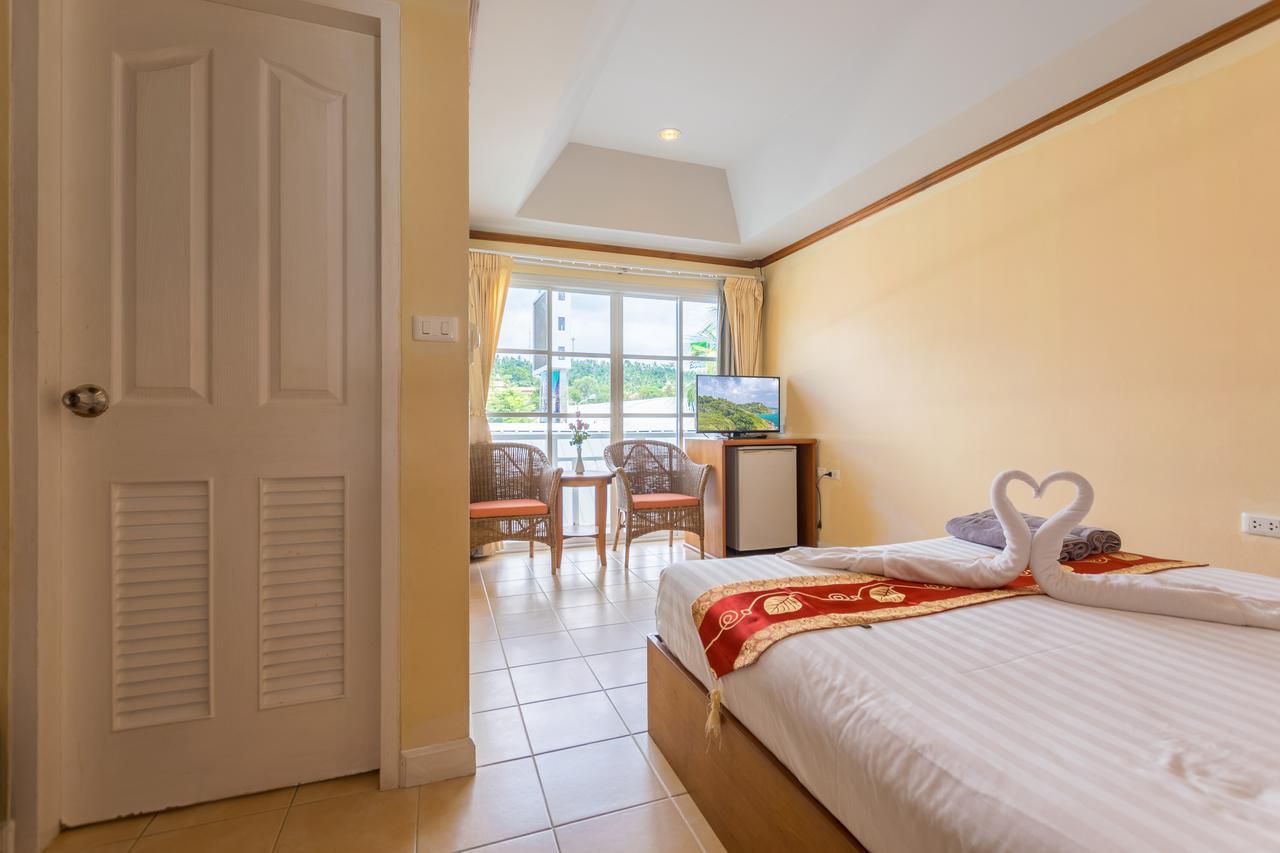 Chaba Kata Beach Hotel Rum bild