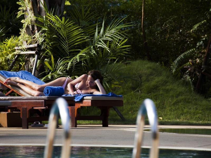 Chaba Kata Beach Hotel Exteriör bild